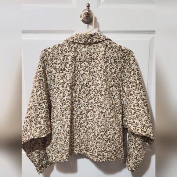 Solitaire Floral Print Jacket - Picture 4 of 4